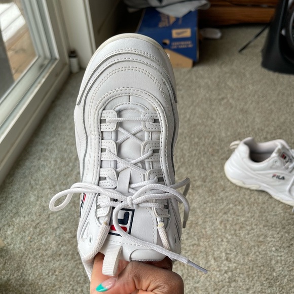 Fila Disarray White Chunky Sneaker - Picture 10 of 16